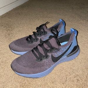 Nike Epic React Flyknit 2